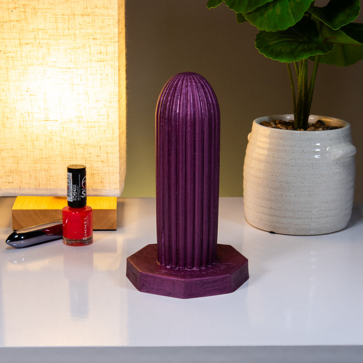 The Twister Dildo in purple