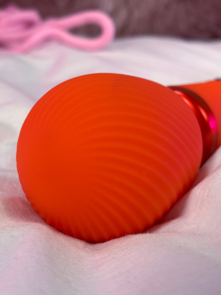 Fun Factory VIM Orange - Extra Quiet Silicone Wand Massager