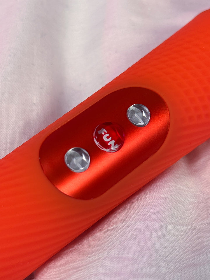 Fun Factory VIM Orange - Extra Quiet Silicone Wand Massager