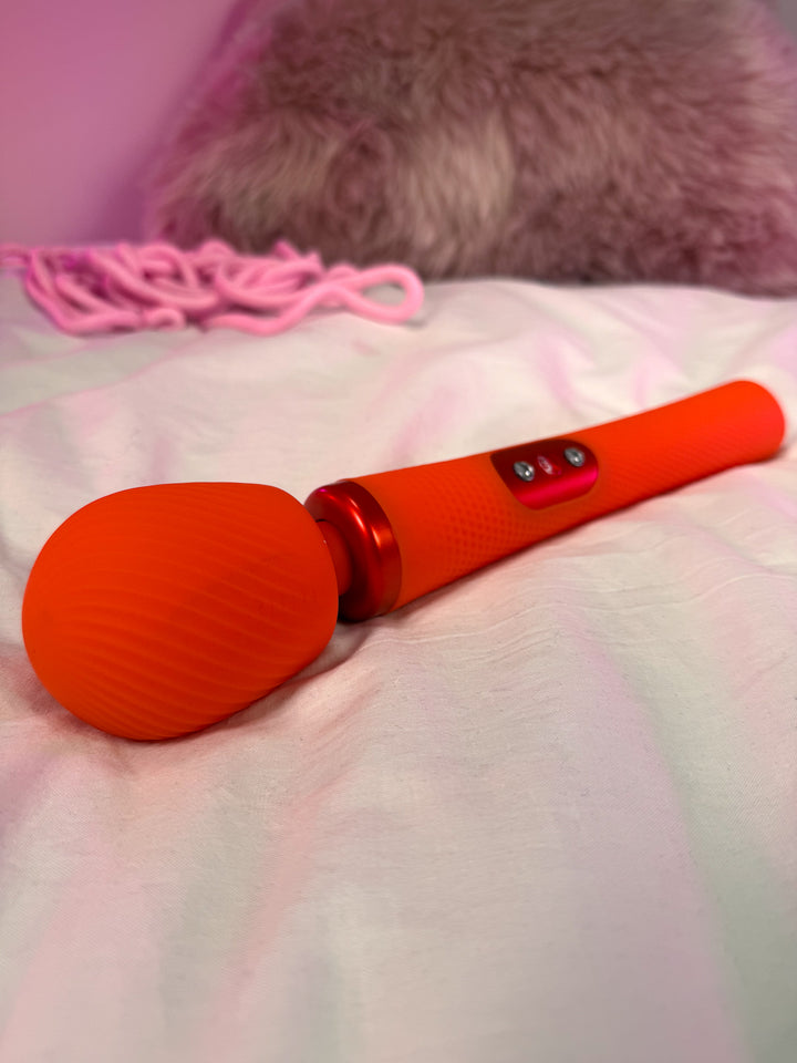 Fun Factory VIM Orange - Extra Quiet Silicone Wand Massager