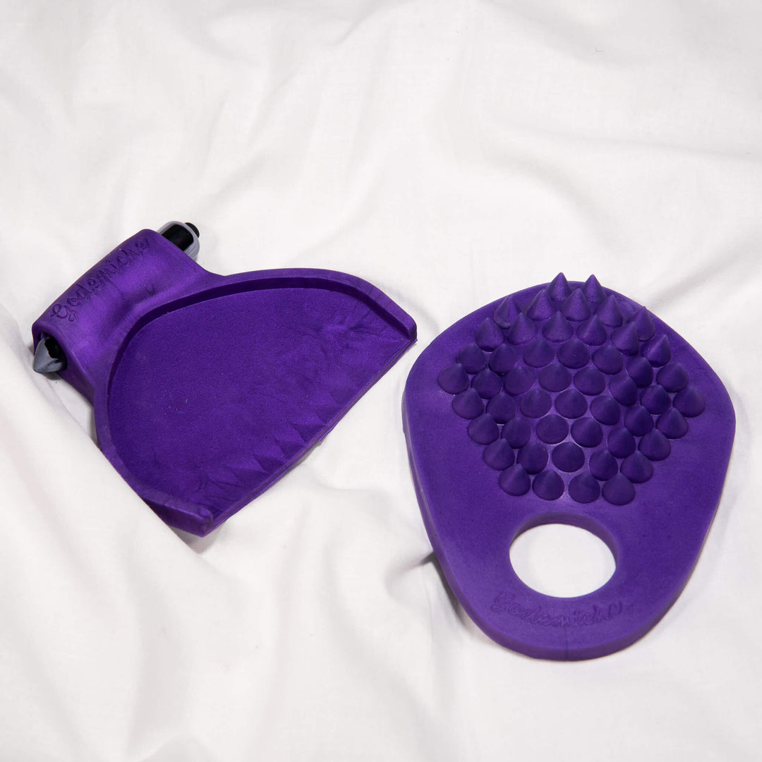 Godemiche Grind Ring with V-Plate