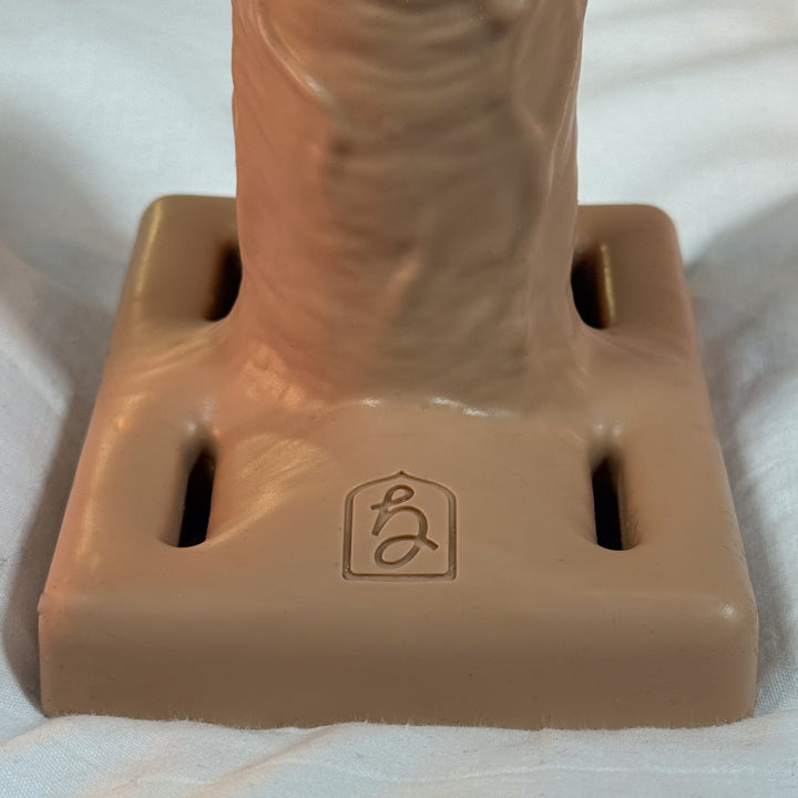 Jordan  - Realistic Rideable Silicone Dildo