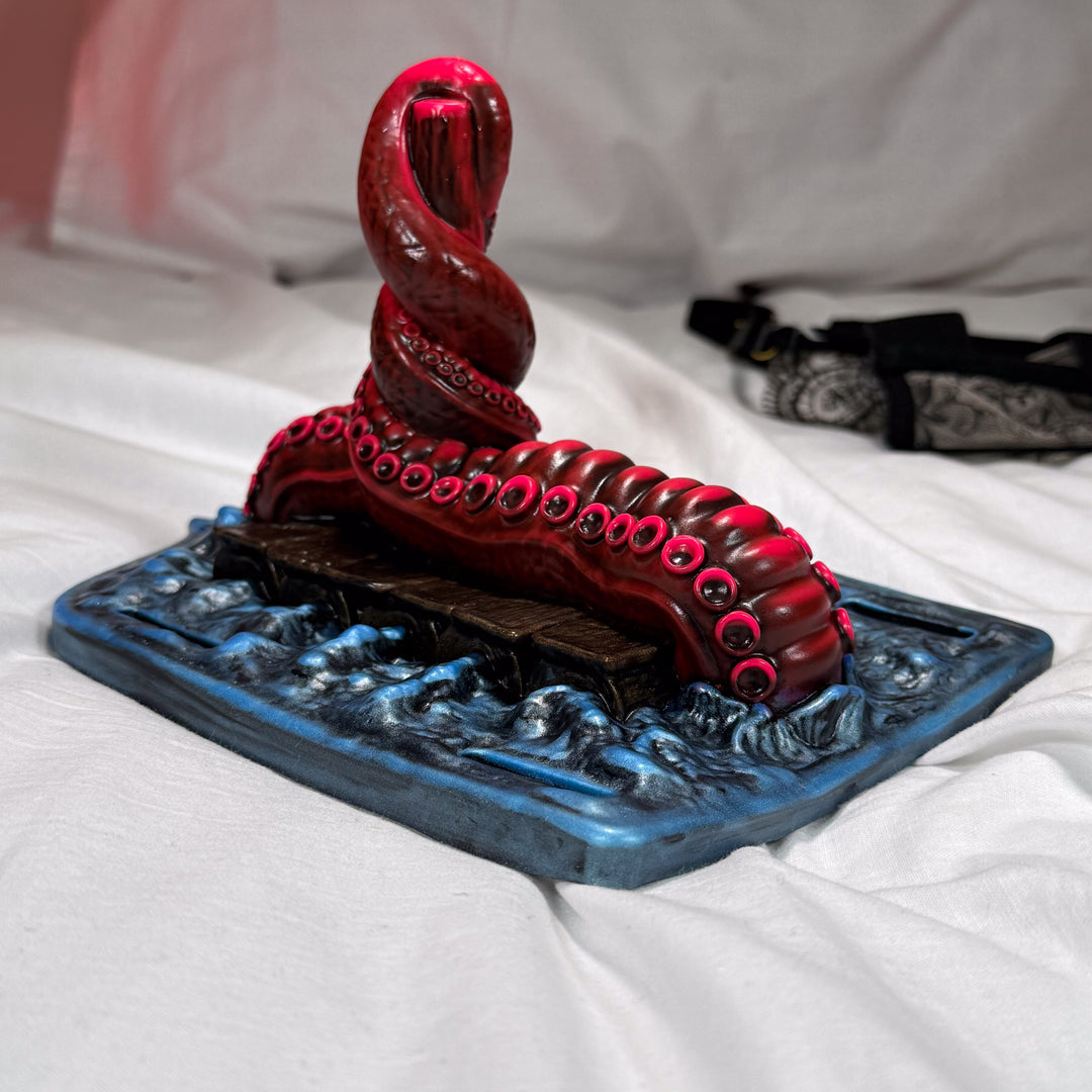 The Kraken - Clitoral Grinder with Insertable
