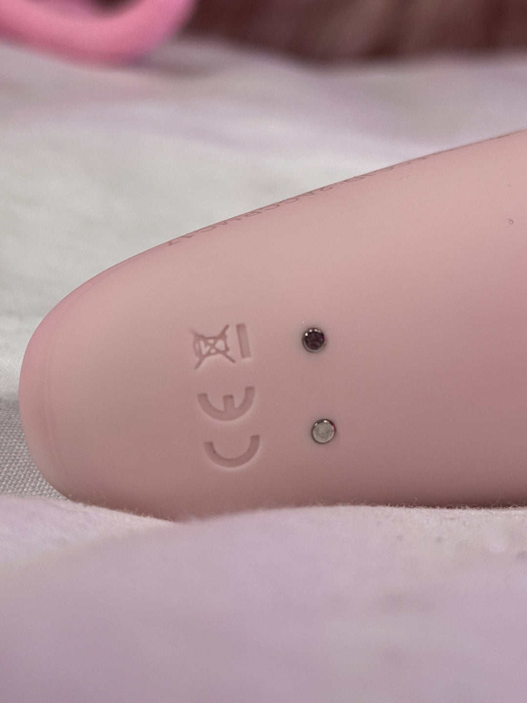 Satisfyer Curvy 2+ App-Controlled Clitoral Vibrator